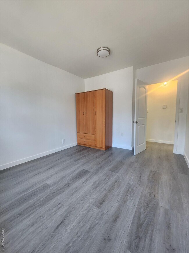 Foto del edificio - 61-21 159th St