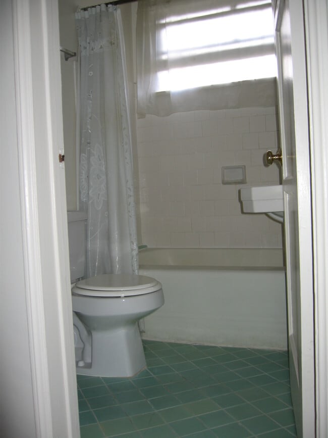 Building Photo - Weddington Apartments