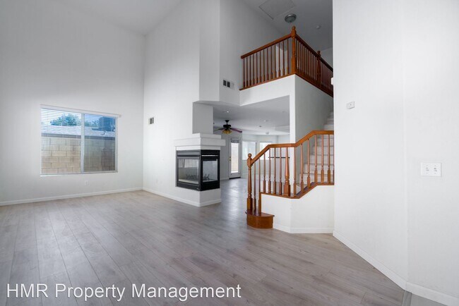 Foto del edificio - 5 br, 2.5 bath House - 9614 Helena Ave