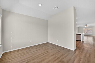 Building Photo - 8114 Wollemi Pne Rd