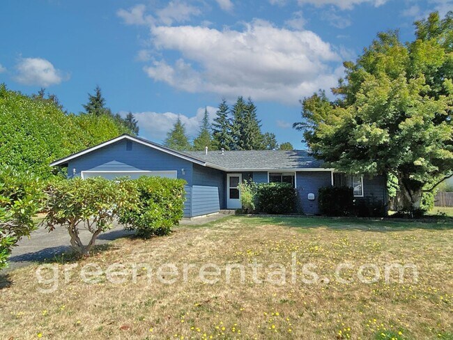 Foto del edificio - Coming Soon! 3BR 1.75BA Rambler in Olympia...
