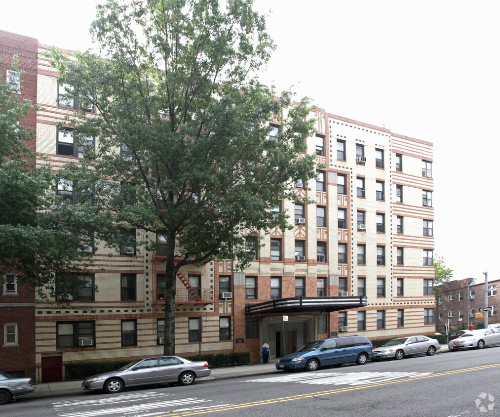 Foto del edificio - Grately Hall