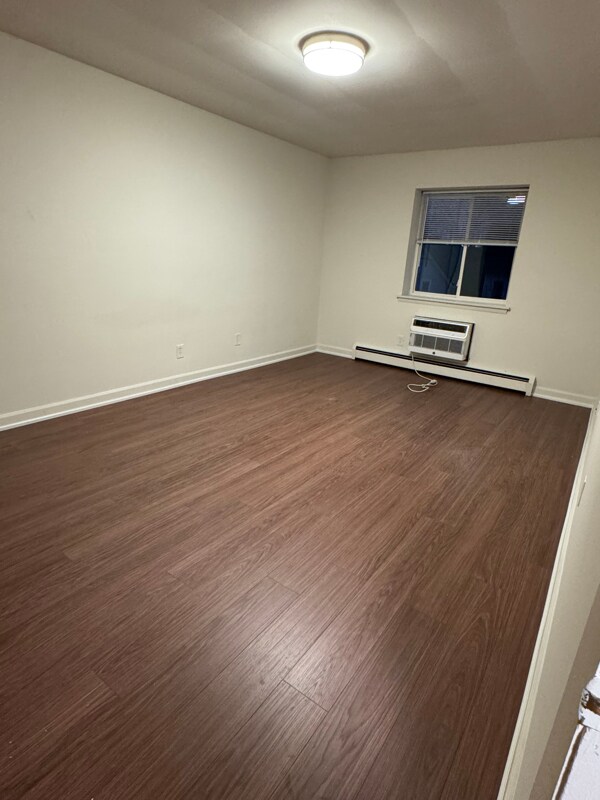 Foto del edificio - 2260 N Summit Ave