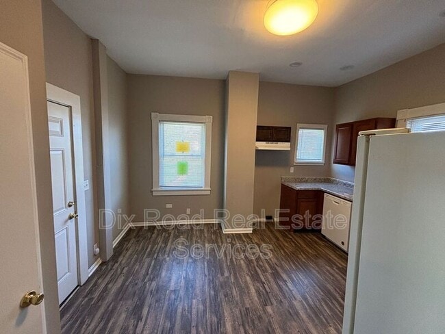 Building Photo - 333 Arlington Ave