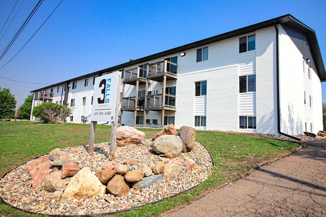 Building Photo - Welcome to 3Falls Apartments - 1 Mo Free w... Building Photo - Welcome to 3Falls Apartments - 1 Mo Free w...