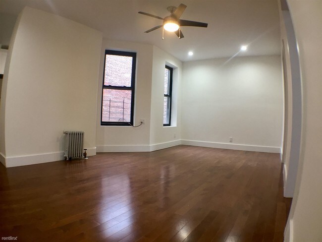 Building Photo - 609 W 135th St