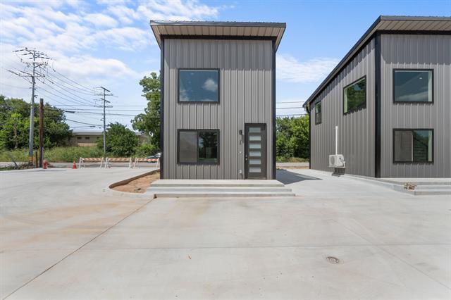Building Photo - 802 Old Wise Rd