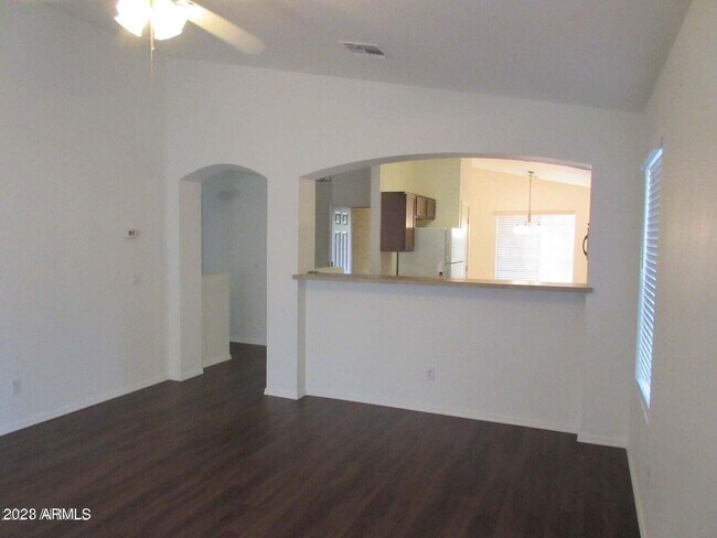 Foto del edificio - 23742 W Hidalgo Ave