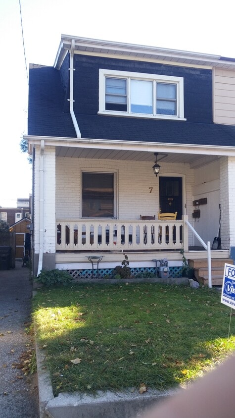 Photo principale - 7 Harris Av