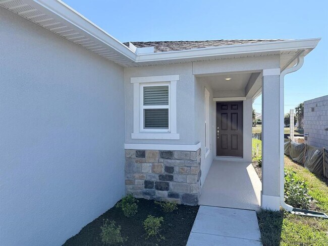 Foto del edificio - 10423 Plumbago Ln