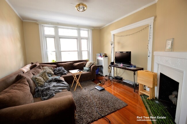 Photo - 10 Strathmore Rd Apartment