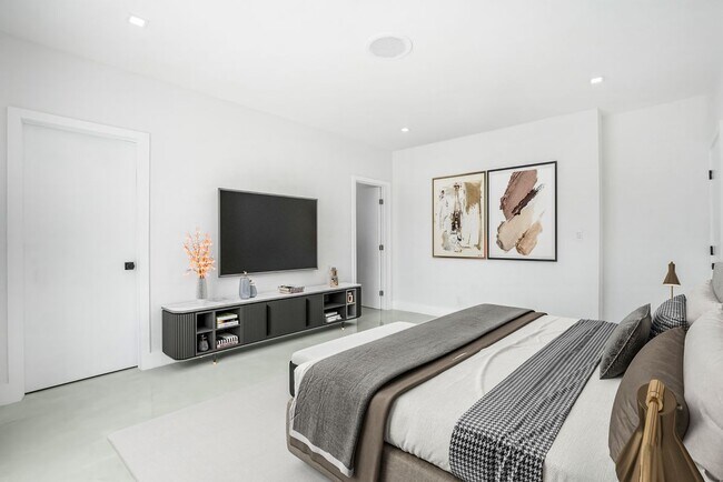 Foto del edificio - 5641 Bayview Dr
