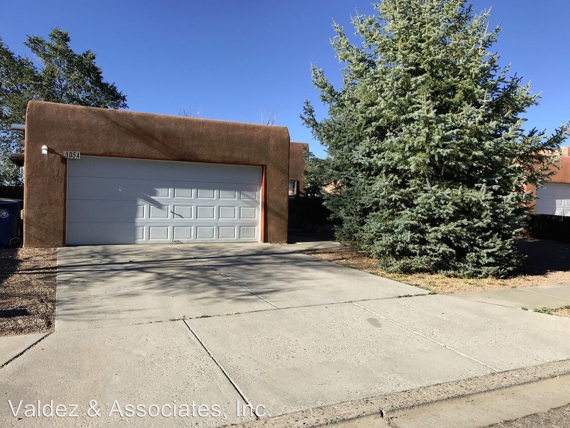 Primary Photo - 2 br, 2 bath House - 1054 Calle Don Roberto