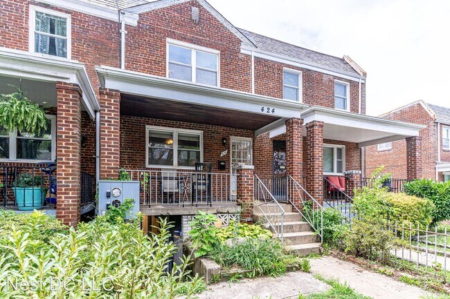 Foto del edificio - 4 br, 2 bath House - 424 19th NE Unit A