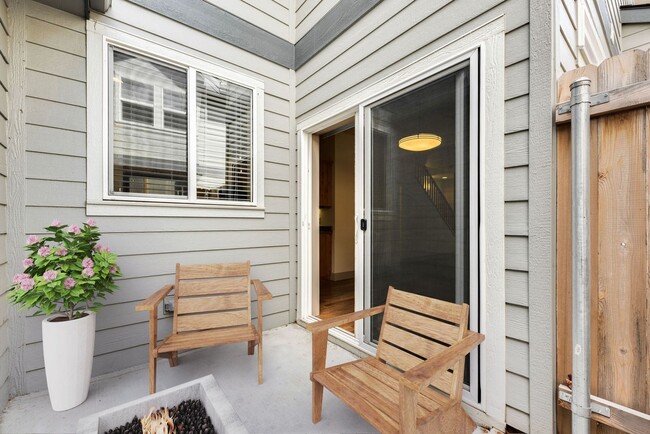 Interior Photo - The Fallingbrook Townhomes