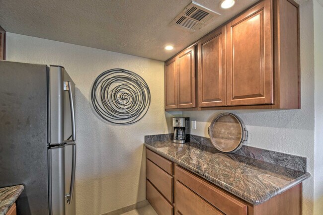 Foto del edificio - 4850 E Desert Cove Ave