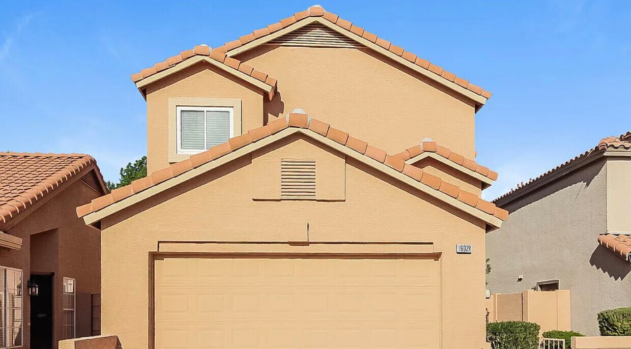 Foto principal - 16028 N 3rd Ave