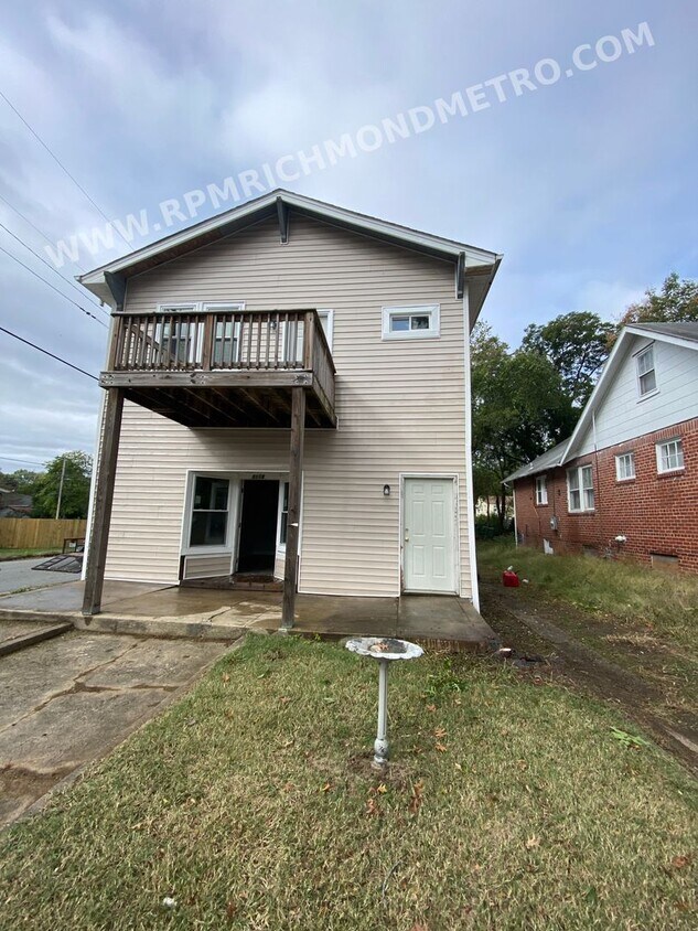 Primary Photo - 5115 Salem St
