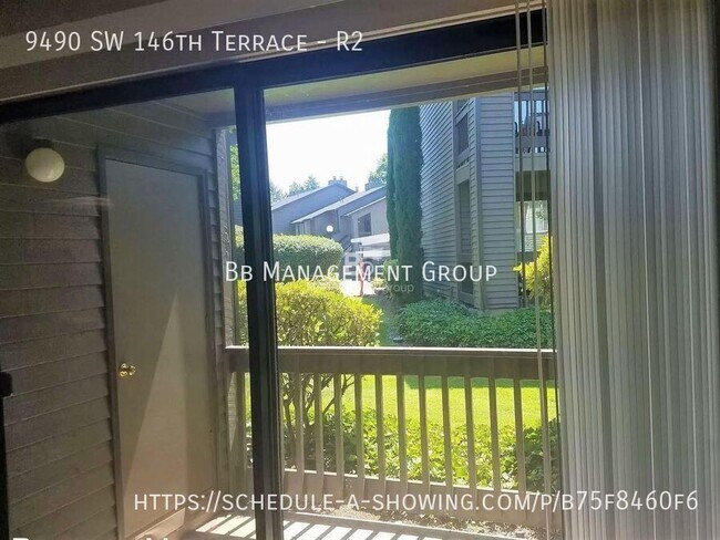 Foto del edificio - 9490 SW 146th Terrace