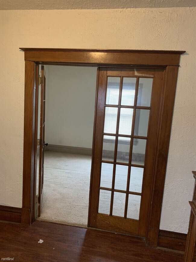 Building Photo - 4 br, 2 bath House - 607 W Vine St 607 W. ...
