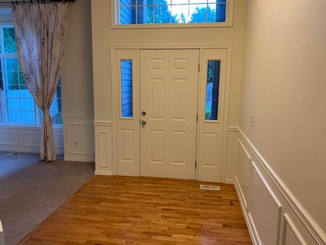 Photo - Shoreline House