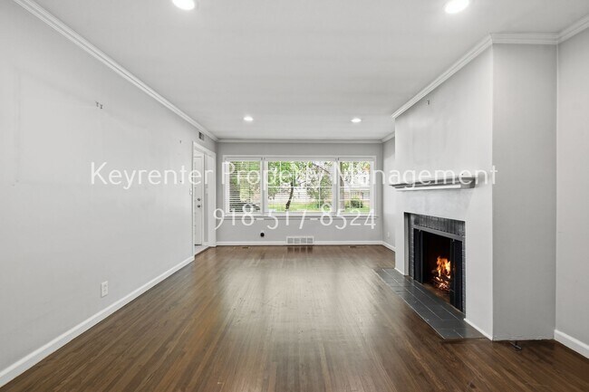 Foto del edificio - 3325 S Yorktown Ave