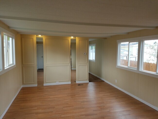 Foto del edificio - 2 BDRM Mobile Home for rent in Hayden!