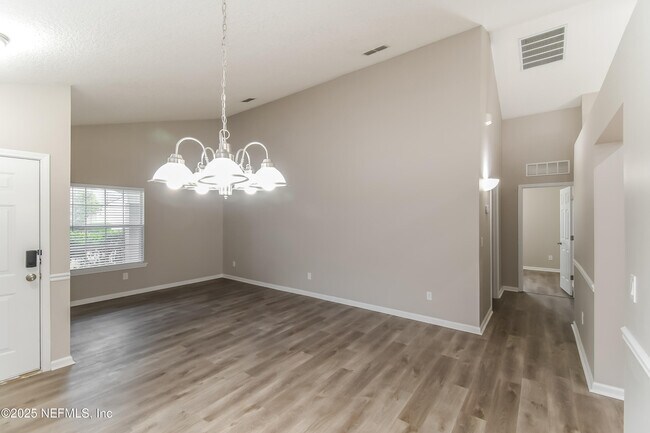 Building Photo - 86459 Sand Hickory Trail