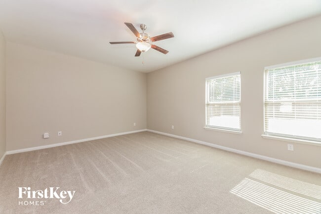 Building Photo - 1505 Kim Loan Dr