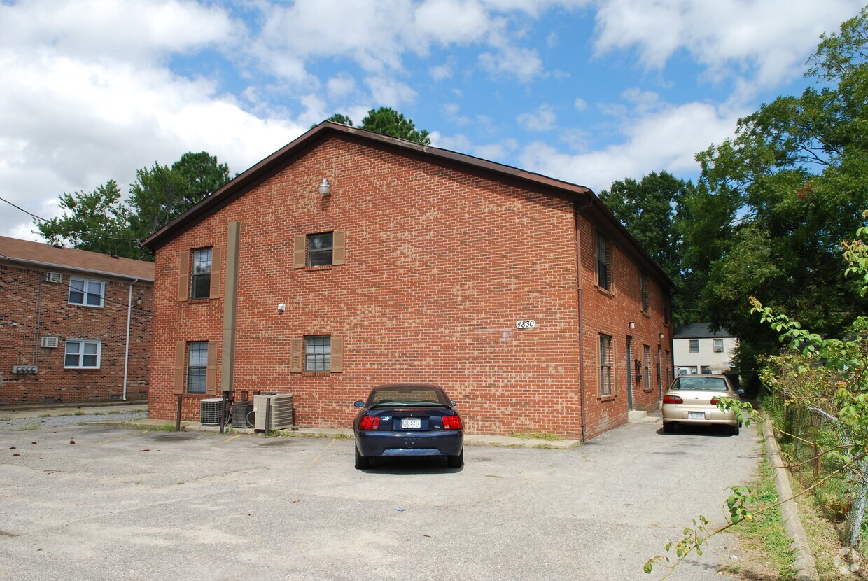 Building Photo - 4830 E Princess Anne Rd