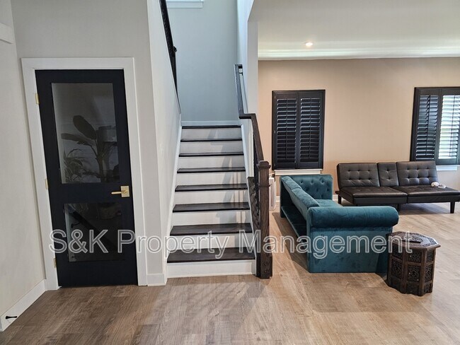 Foto del edificio - 9541 Viburnum Dr