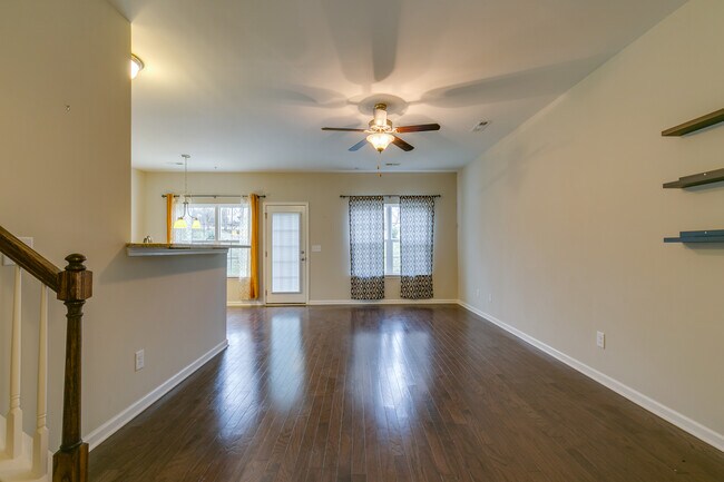 Foto del edificio - 209 Shirebrook Cir