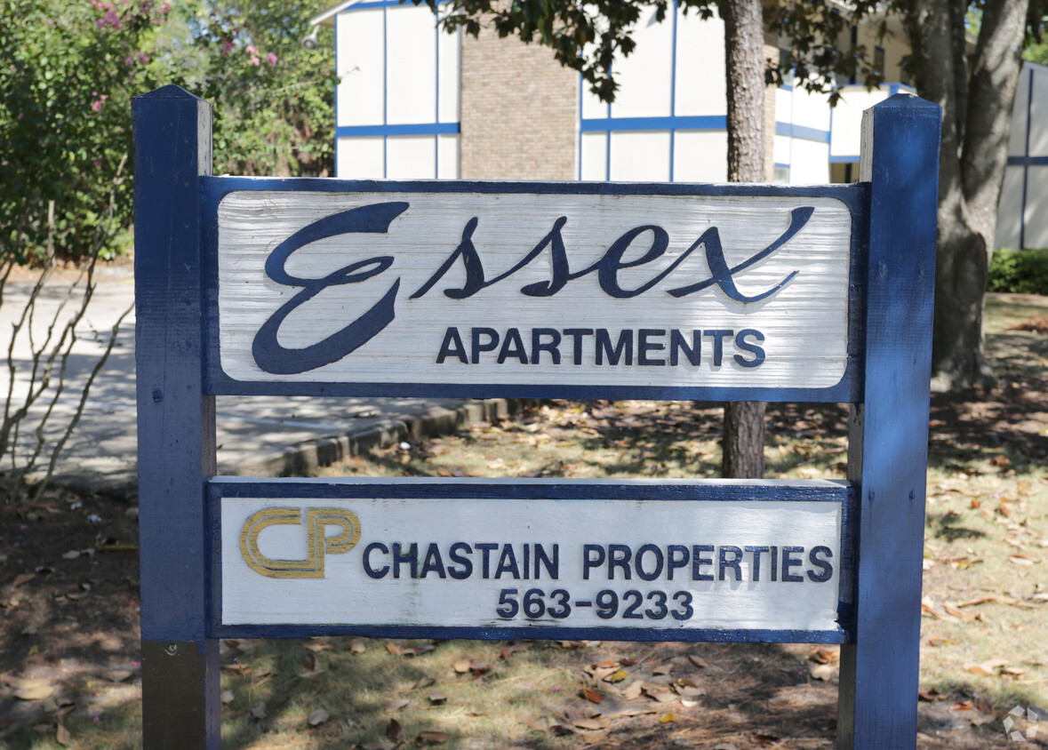 Building Photo - Essex Apartments