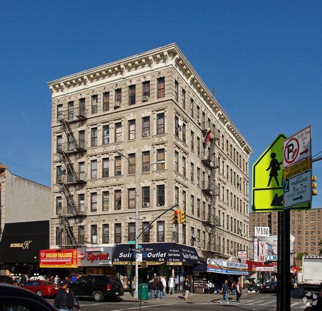Building Photo - 66 Graham Ave