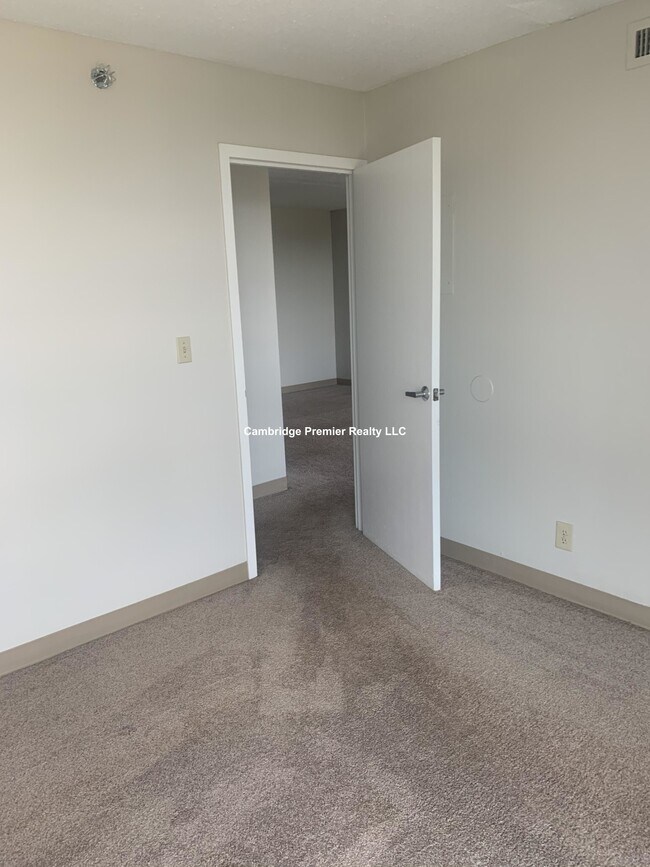 Foto del edificio - 812 Memorial Dr