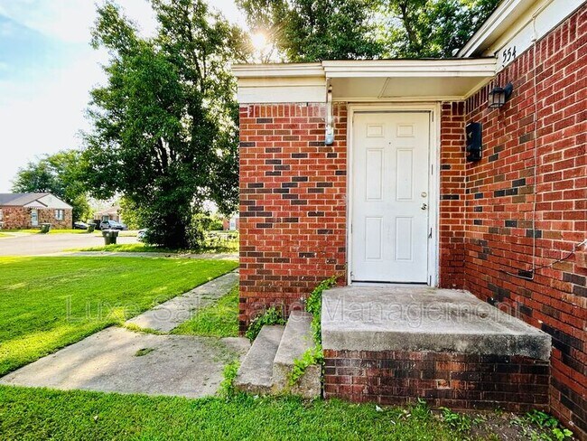 Photo - 554 E Indian Dr House