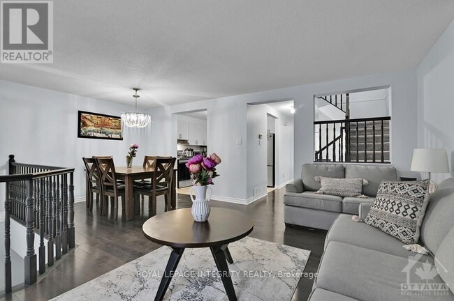 Building Photo - 1880 Summerfields Crescent