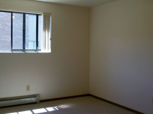 Building Photo - Pecan Place 2 Apartments