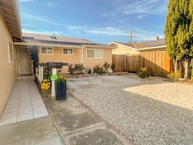 Foto del edificio - Move-In Special: $600 Off First Month's Re...