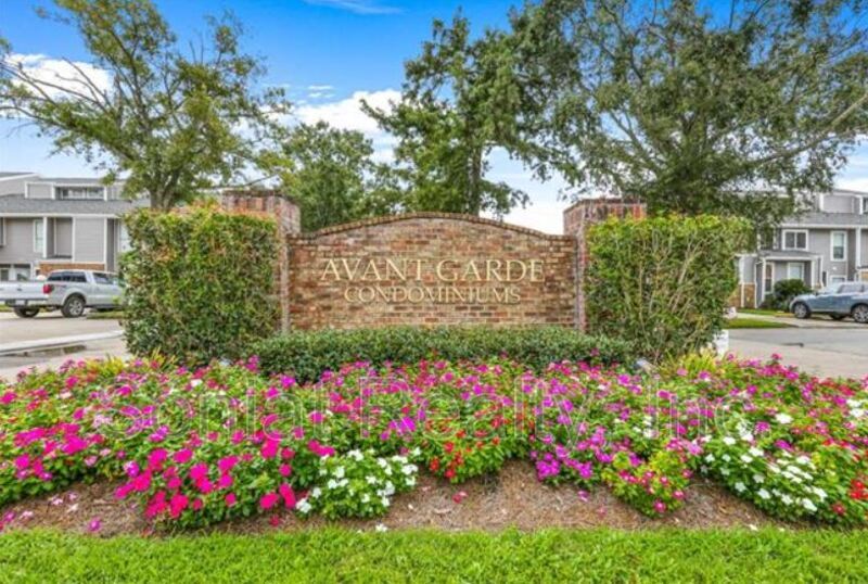 49 Avant Garde Cir, Kenner, LA 70065 Condo for Rent in Kenner, LA