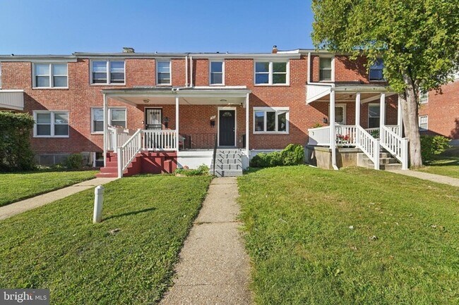 Foto del edificio - BEAUTIFUL 3 Bedroom 2 Bathroom Home