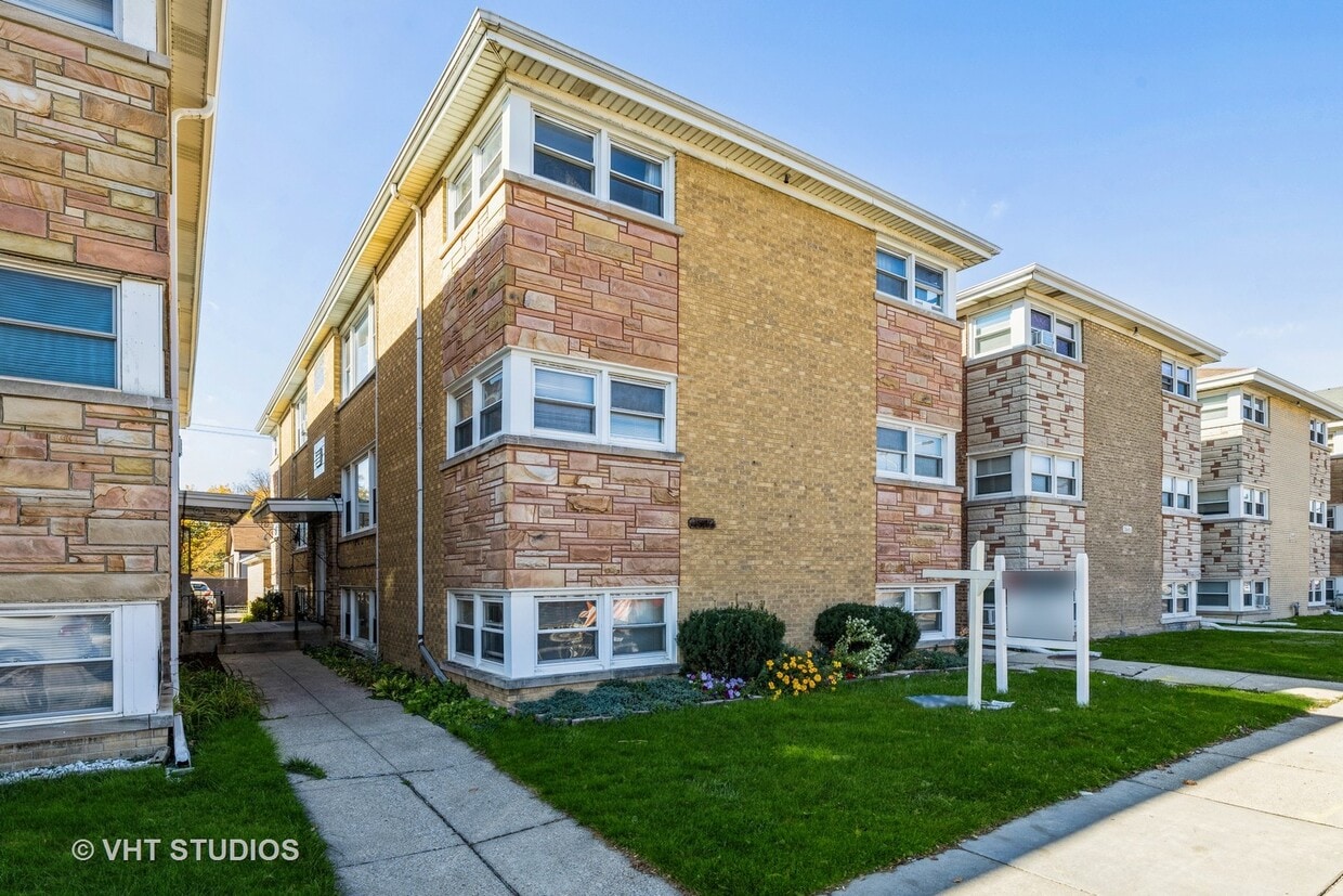 2642 N Harlem Ave Unit GW, Elmwood Park, IL 60707 Condo for Rent in
