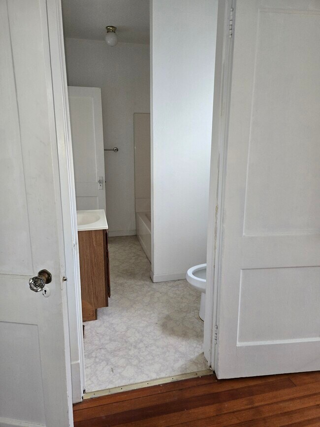 Foto del edificio - 611 S Broad St