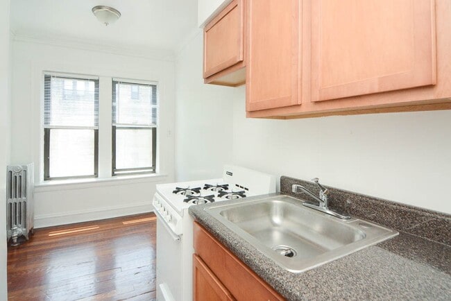 Foto del edificio - 4646 N Paulina St
