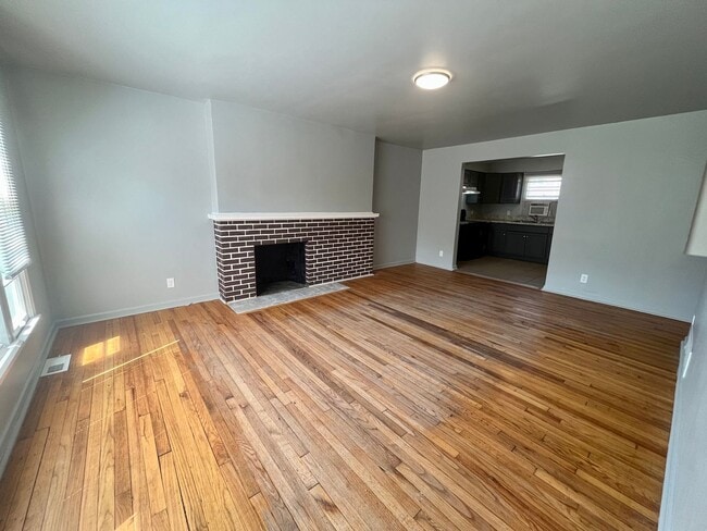 Foto del edificio - Taylor Street 4813-4815
