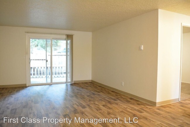 Building Photo - 9555 SW Hall Blvd