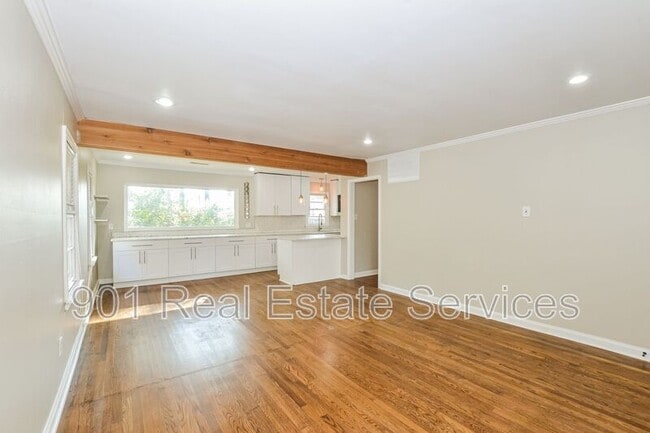 Foto del edificio - 4879 Marion Ave