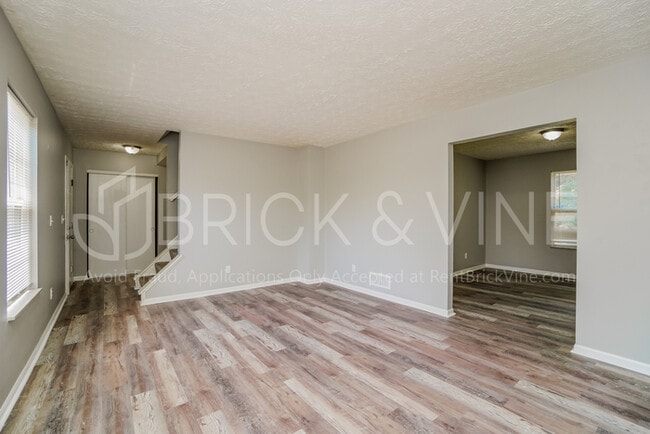 Building Photo - 2392 Minerva Park Place