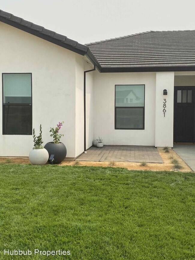 4 br, 3 bath House 3861 Colby Trail House Rental in Redding, CA