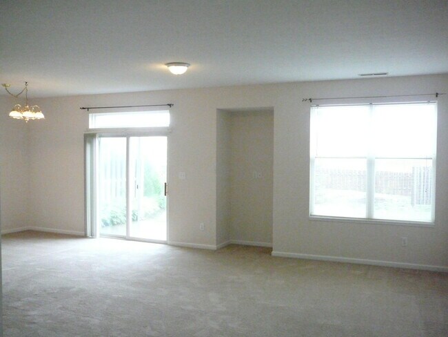 Photo - 7040 Forrester Ln Townhome